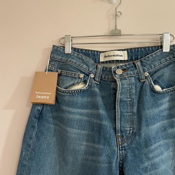 NWT Reformation Petite Brooke High Rise Straight Jean 27P - Picture 7 of 7